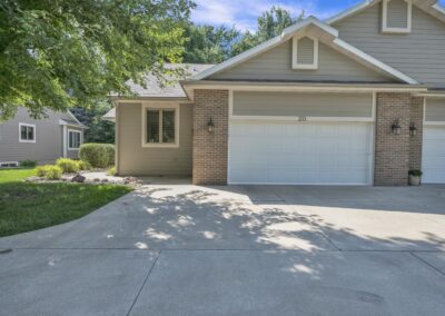 211 Emerald Meadows Drive